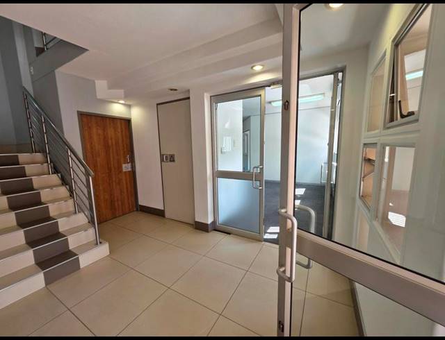 OFFICE PROPERTY TO RENT IN LYNNWOOD